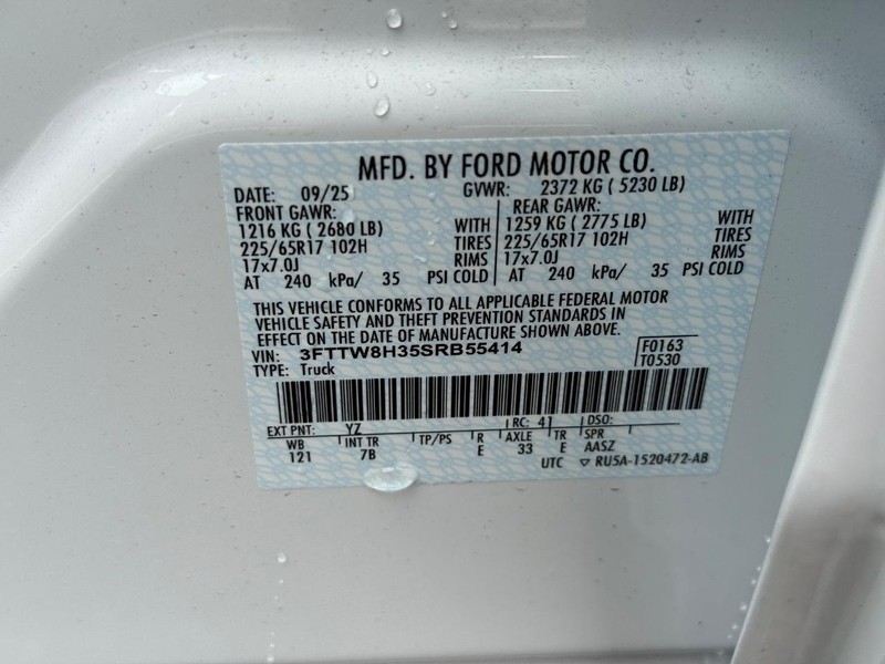 Ford Maverick Vehicle Full-screen Gallery Image 15