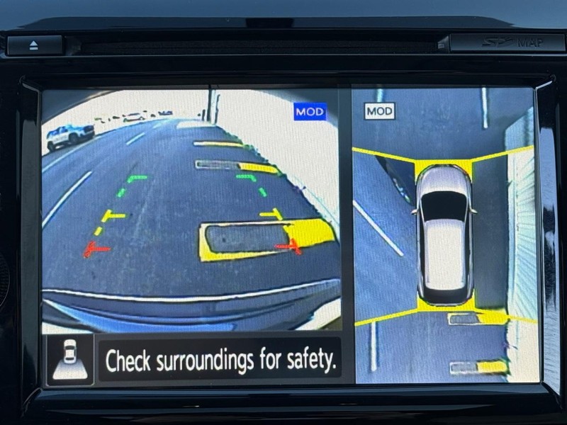 Nissan Murano Vehicle Full-screen Gallery Image 20