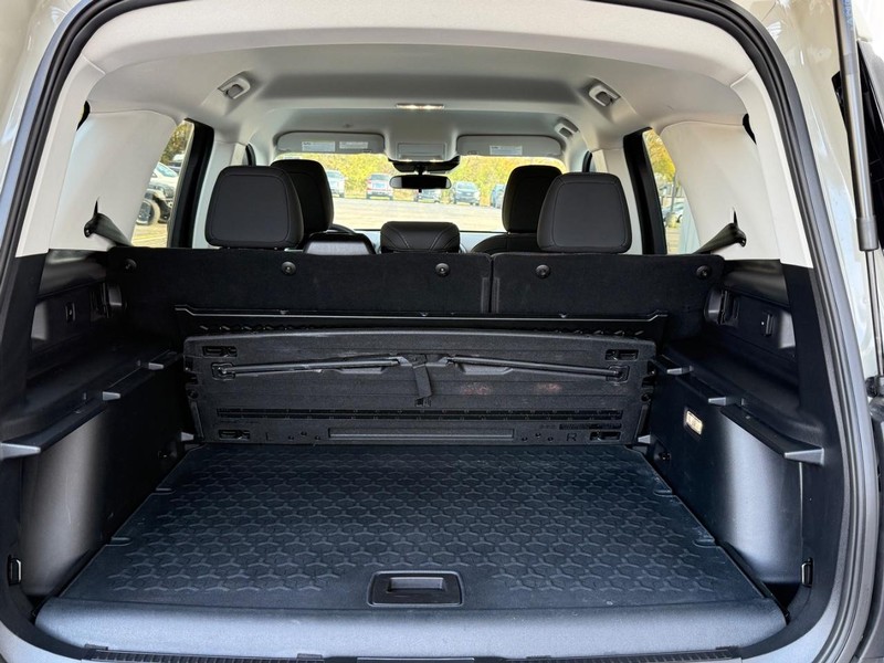 Ford Bronco Sport Vehicle Full-screen Gallery Image 5