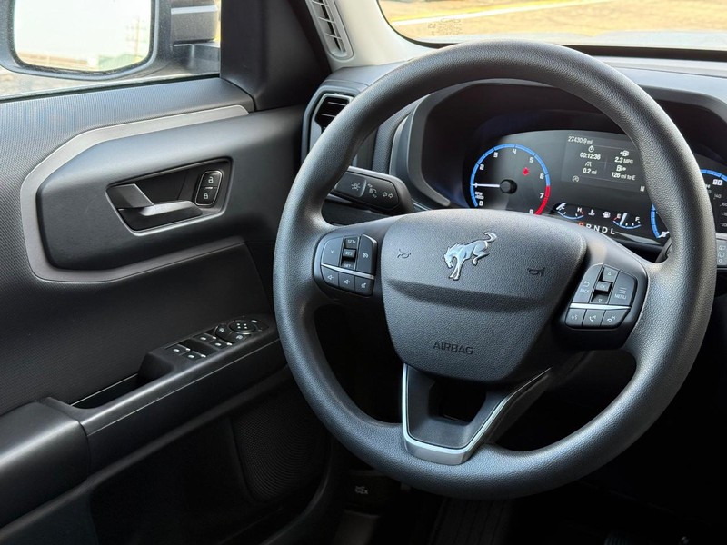 Ford Bronco Sport Vehicle Full-screen Gallery Image 13