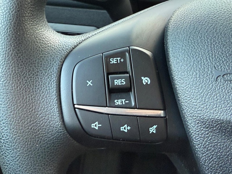 Ford Bronco Sport Vehicle Full-screen Gallery Image 15