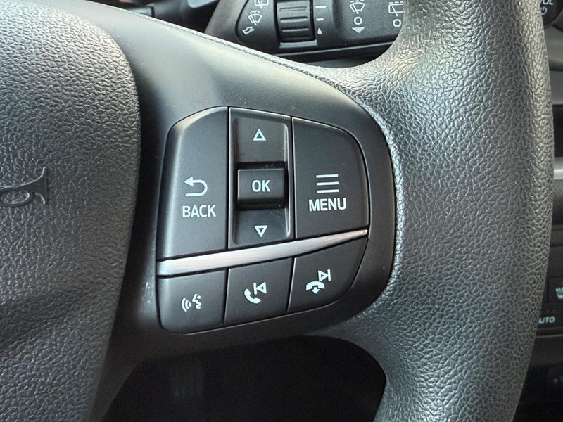 Ford Bronco Sport Vehicle Full-screen Gallery Image 16