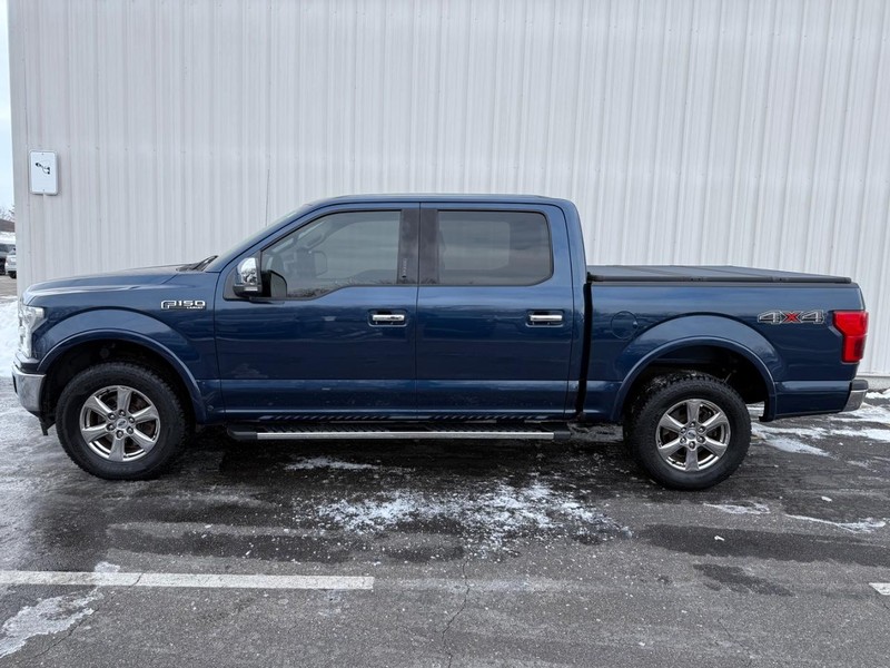 Ford F-150 Vehicle Full-screen Gallery Image 2