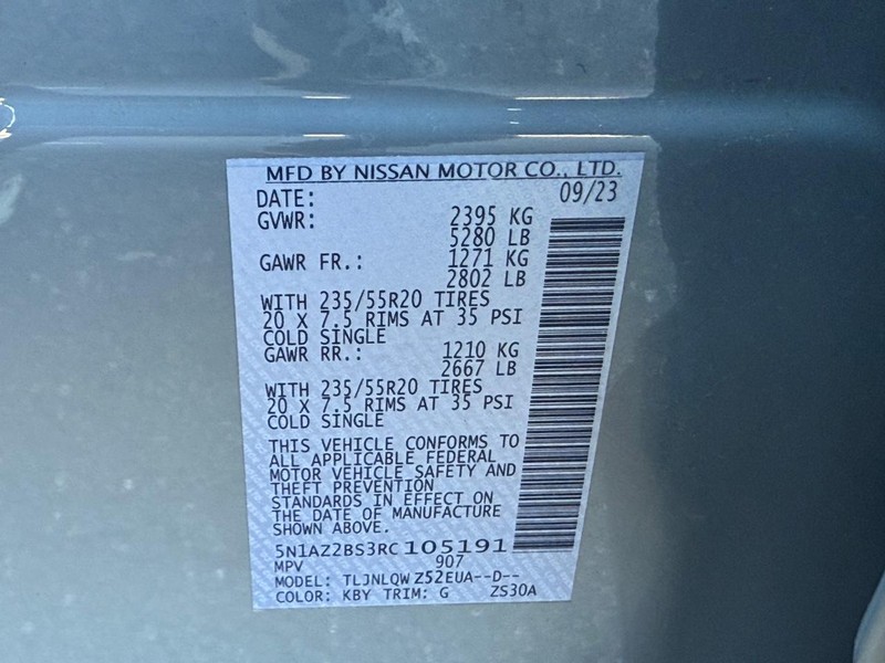 Nissan Murano Vehicle Full-screen Gallery Image 22