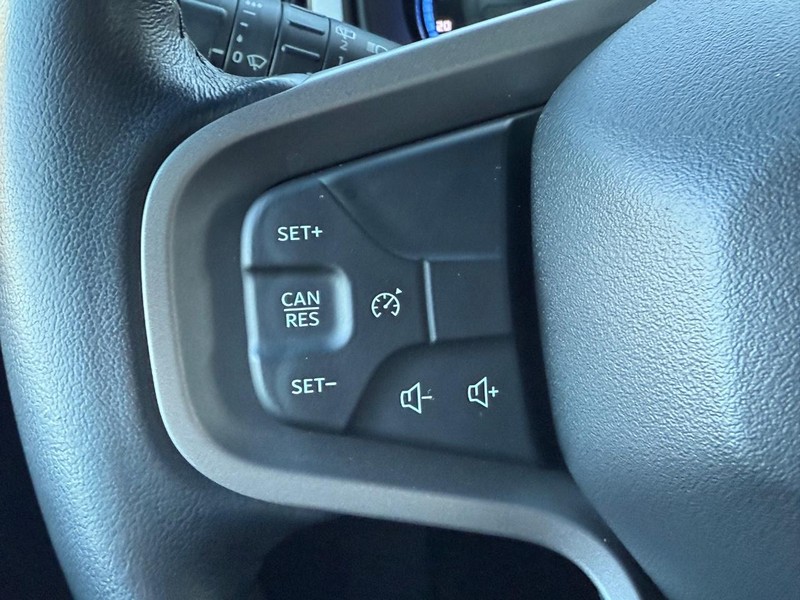 Ford Bronco Vehicle Full-screen Gallery Image 15