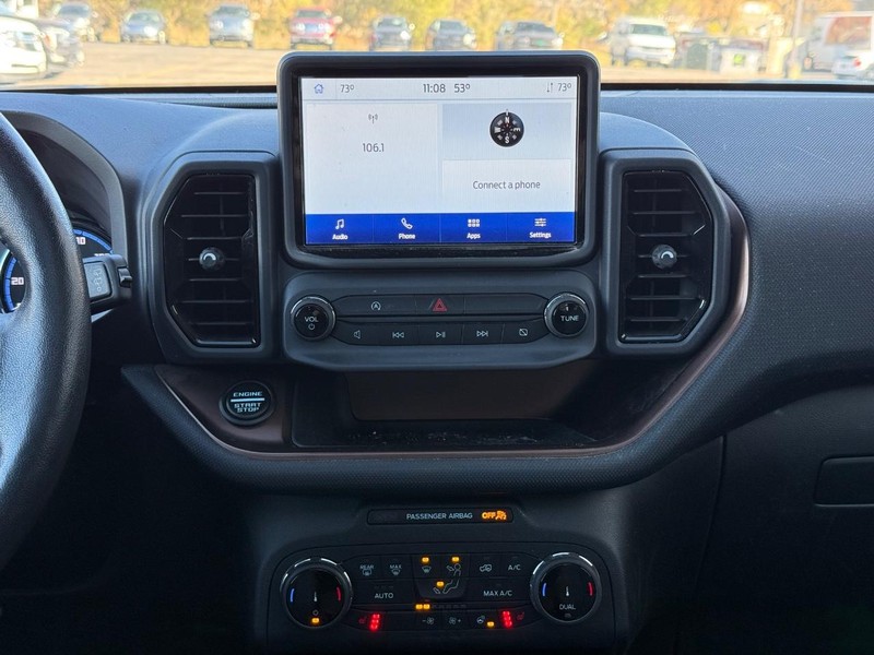 Ford Bronco Sport Vehicle Full-screen Gallery Image 10