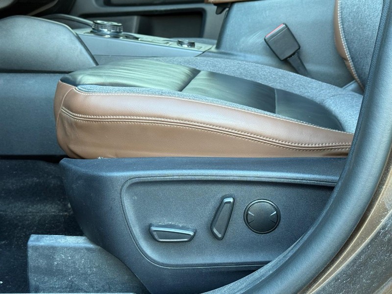 Ford Bronco Sport Vehicle Full-screen Gallery Image 20