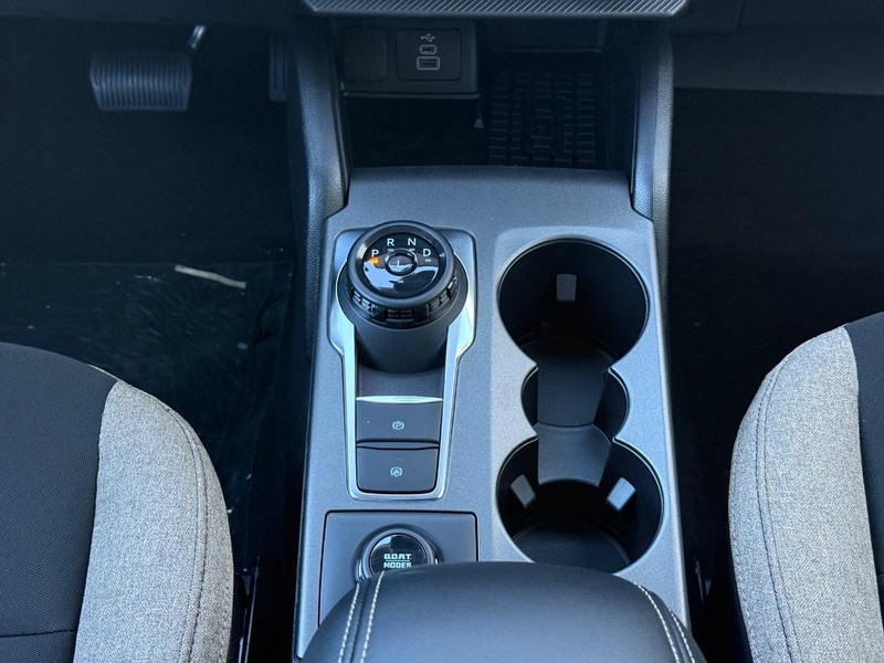 Ford Bronco Sport Vehicle Full-screen Gallery Image 8