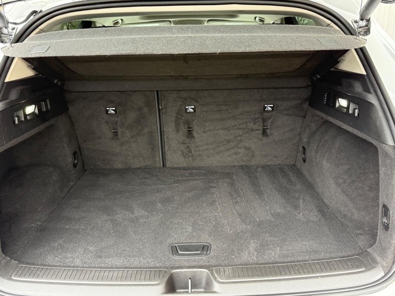 Buick Envision Vehicle Full-screen Gallery Image 05