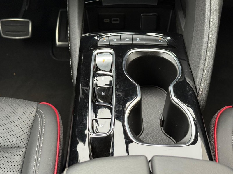 Buick Envision Vehicle Full-screen Gallery Image 12