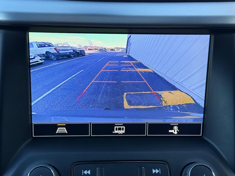 GMC Acadia Vehicle Full-screen Gallery Image 20