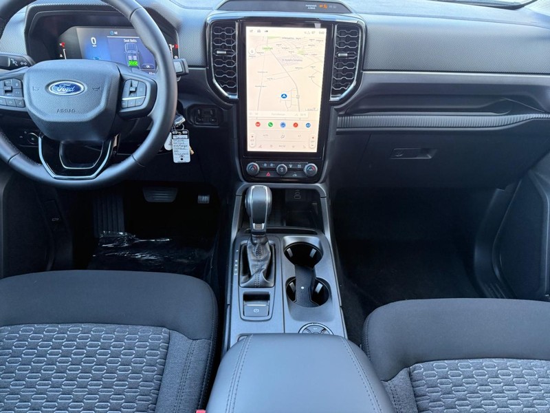 Ford Ranger Vehicle Full-screen Gallery Image 6