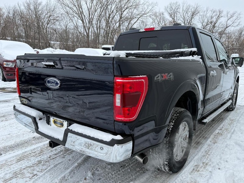 Ford F-150 Vehicle Full-screen Gallery Image 6