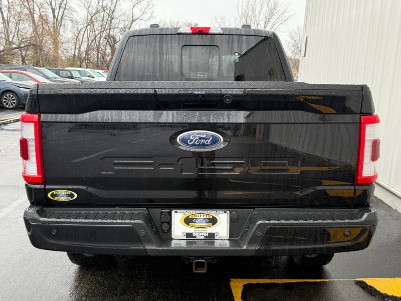 Ford F-150 Vehicle Full-screen Gallery Image 4