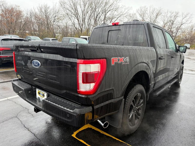 Ford F-150 Vehicle Full-screen Gallery Image 6