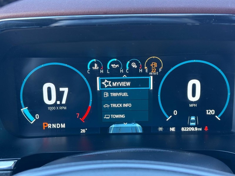 Ford F-150 Vehicle Full-screen Gallery Image 17