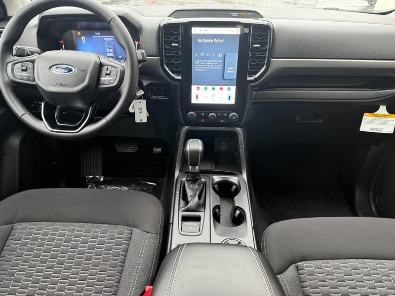 Ford Ranger Vehicle Full-screen Gallery Image 6