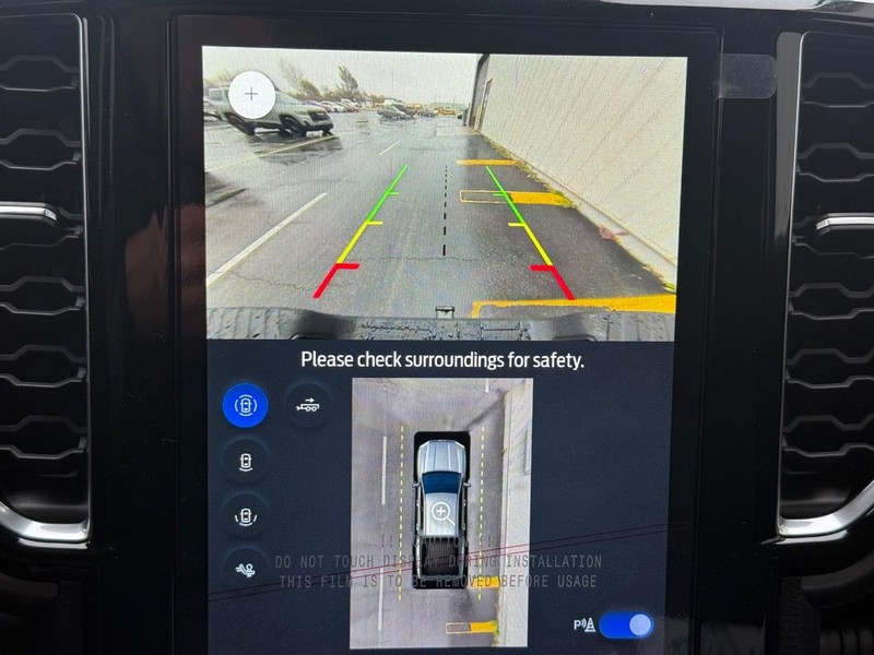 Ford Ranger Vehicle Full-screen Gallery Image 13