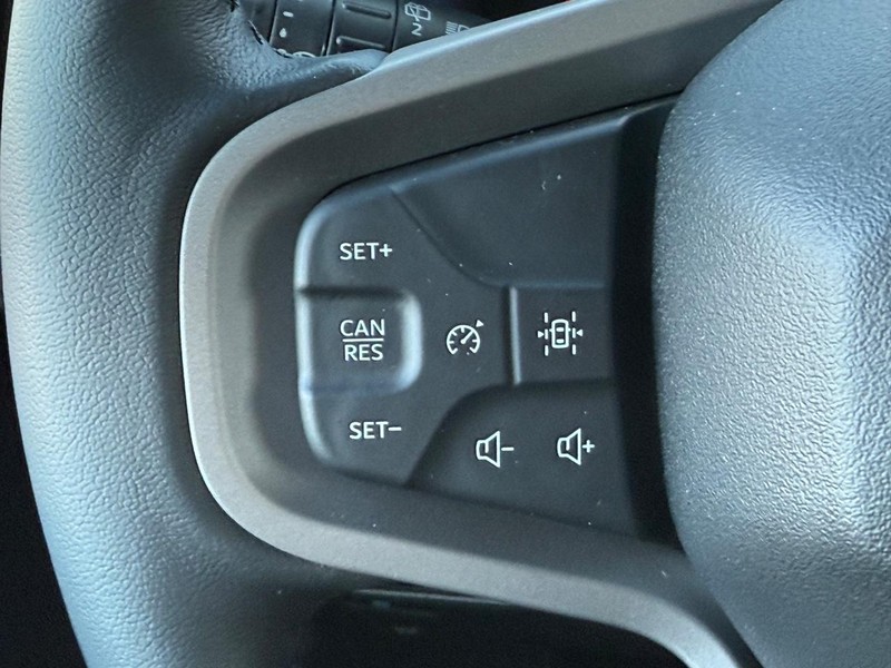 Ford Bronco Vehicle Full-screen Gallery Image 11