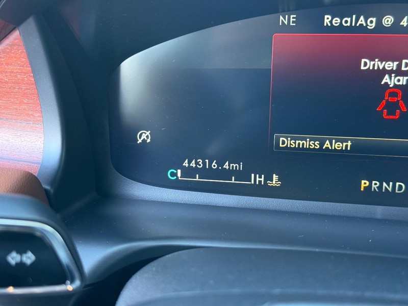 Lincoln Aviator Vehicle Full-screen Gallery Image 19