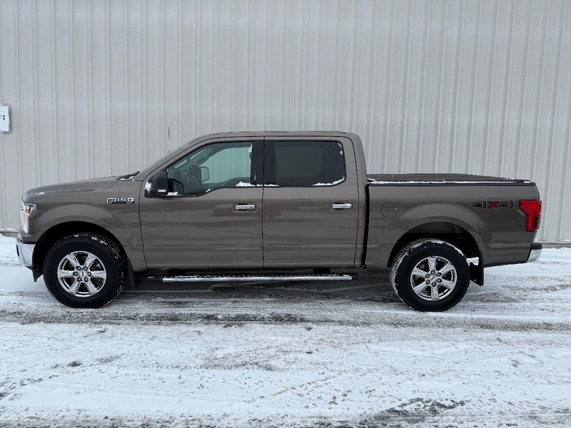 Ford F-150 Vehicle Full-screen Gallery Image 2