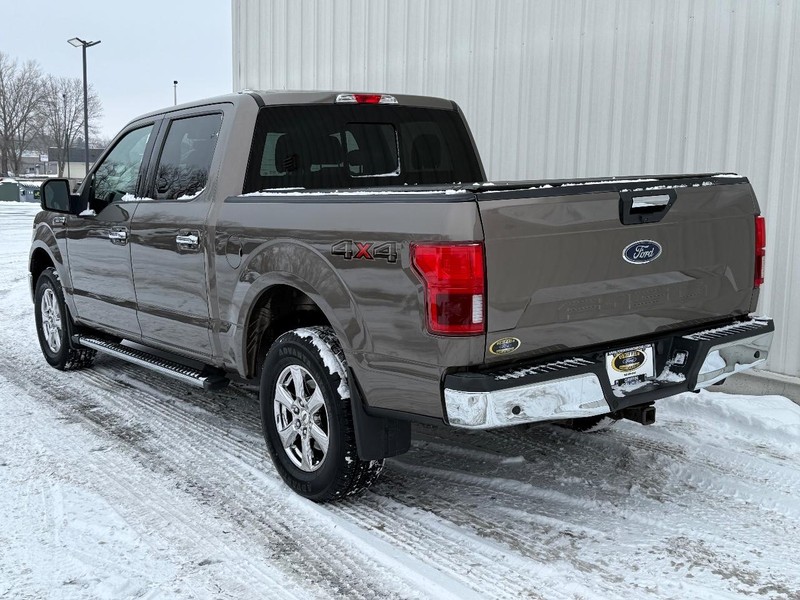 Ford F-150 Vehicle Full-screen Gallery Image 3