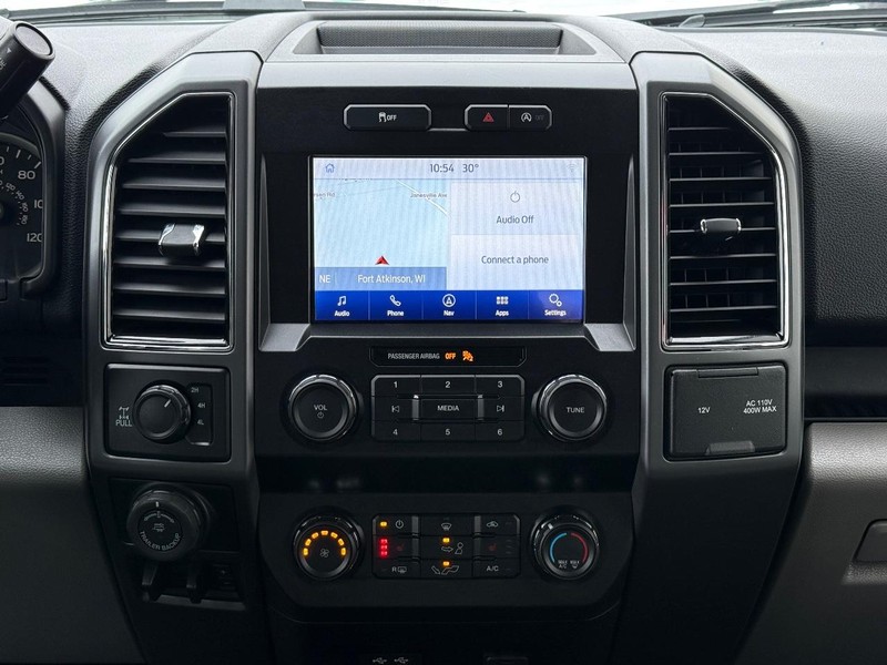 Ford F-150 Vehicle Full-screen Gallery Image 11