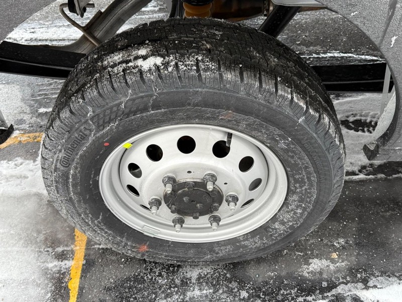 Ford Transit Cargo Van Vehicle Full-screen Gallery Image 4