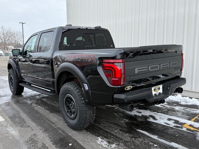 Ford F-150 Vehicle Full-screen Gallery Image 3