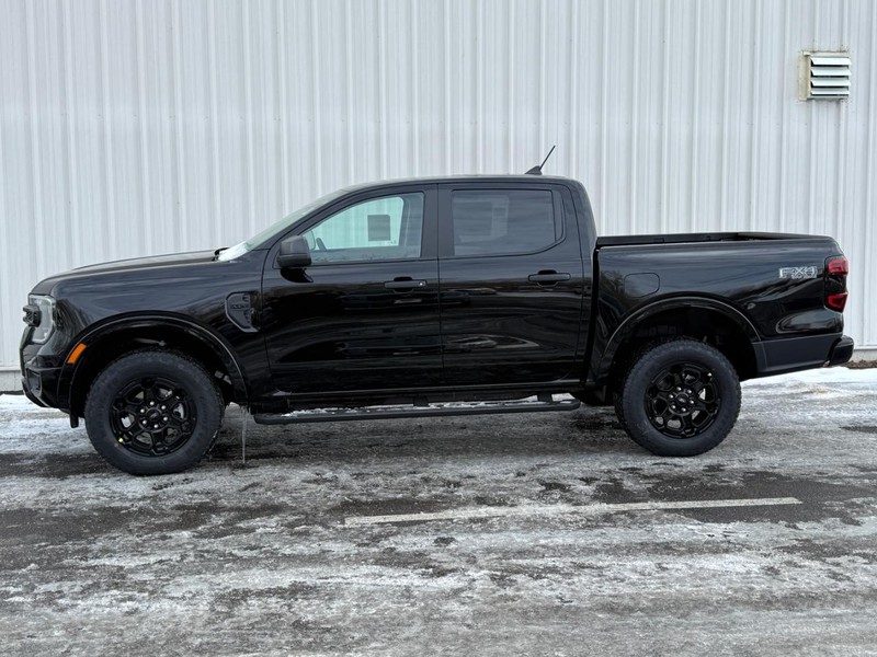 Ford Ranger Vehicle Full-screen Gallery Image 2