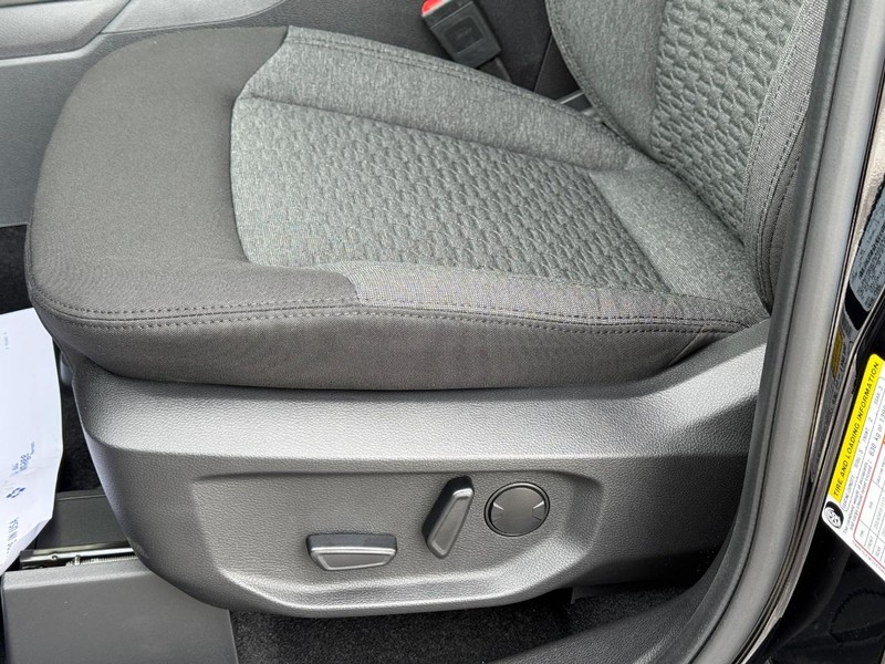 Ford Ranger Vehicle Full-screen Gallery Image 18