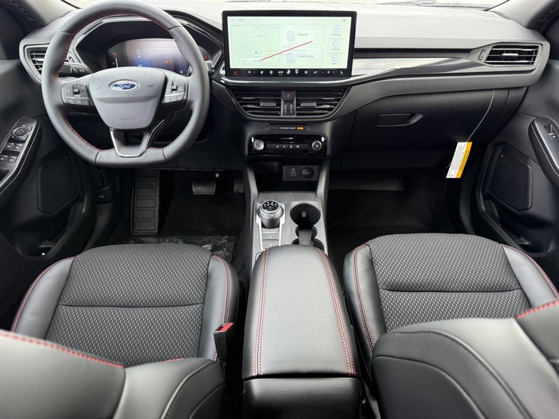 Ford Escape Vehicle Full-screen Gallery Image 6