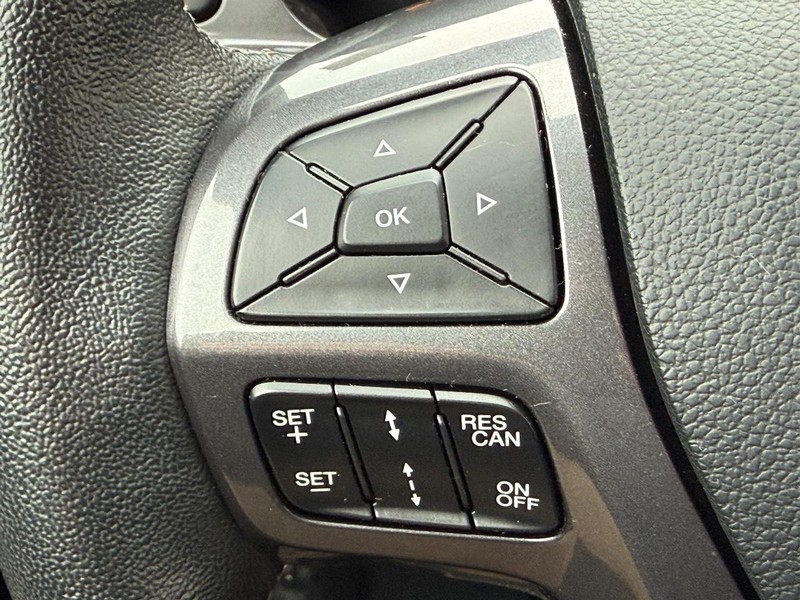 Ford Ranger Vehicle Full-screen Gallery Image 15