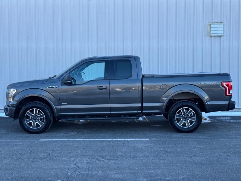 Ford F-150 Vehicle Full-screen Gallery Image 2