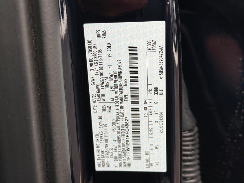 Ford F-150 Vehicle Full-screen Gallery Image 21