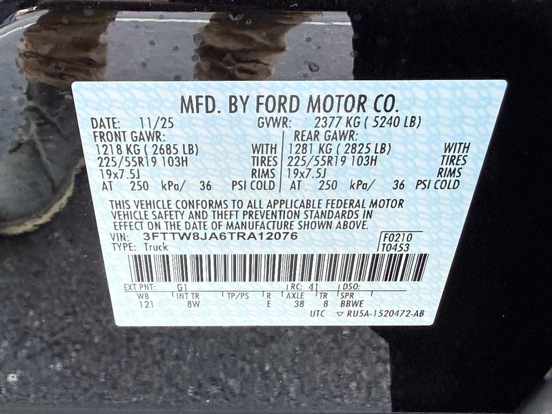 Ford Maverick Vehicle Full-screen Gallery Image 17