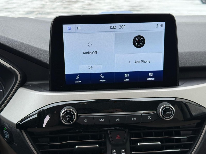 Ford Escape Vehicle Full-screen Gallery Image 11