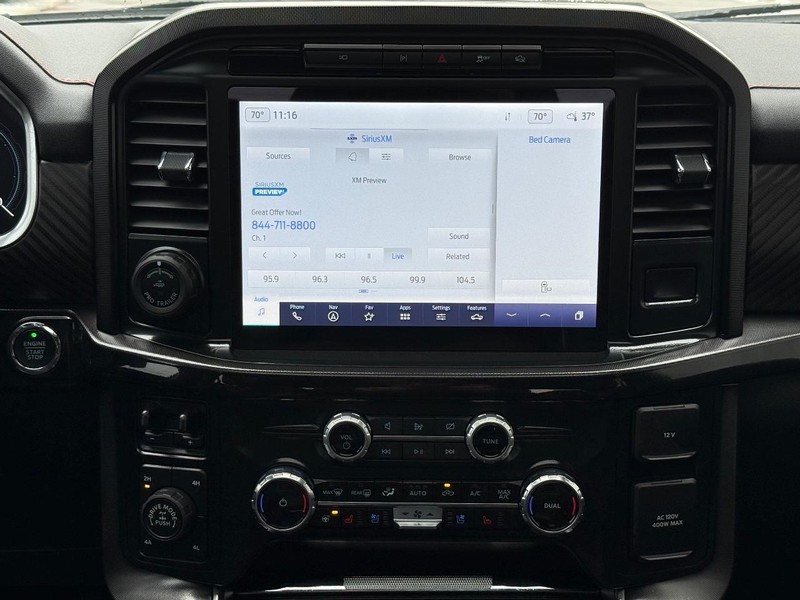 Ford F-150 Vehicle Full-screen Gallery Image 11