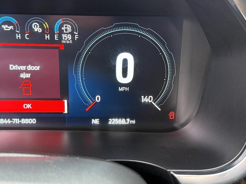 Ford F-150 Vehicle Full-screen Gallery Image 17