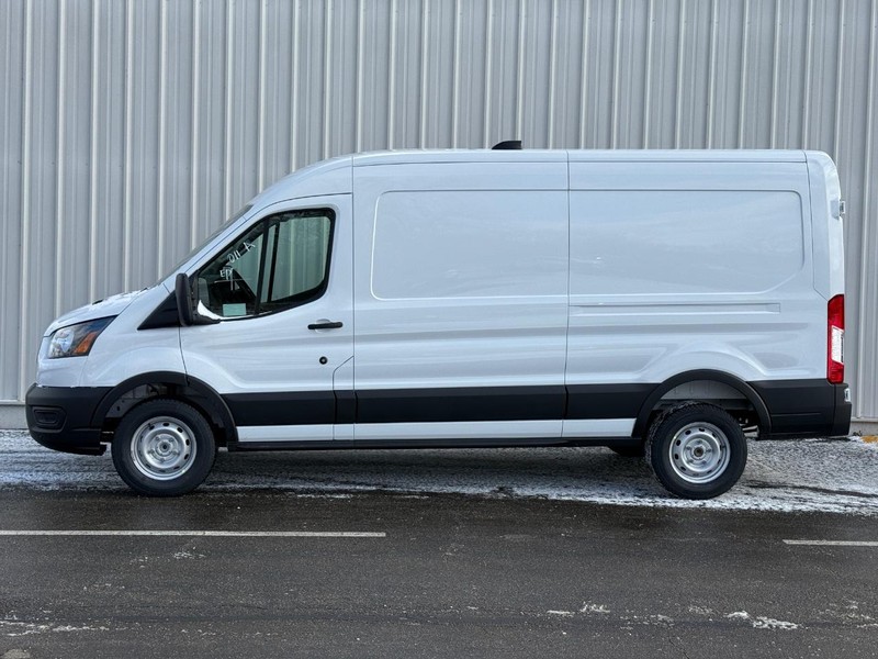Ford Transit Cargo Van Vehicle Full-screen Gallery Image 2
