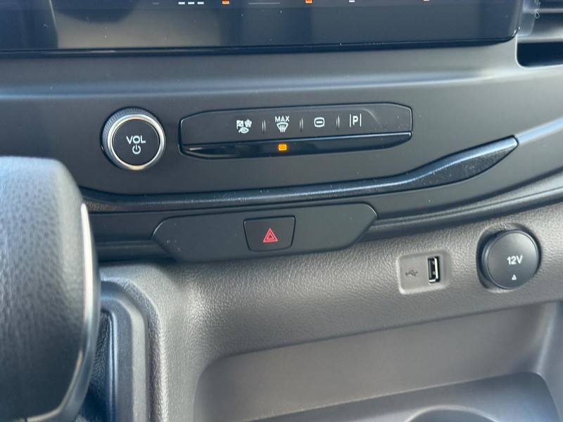 Ford Transit Cargo Van Vehicle Full-screen Gallery Image 13