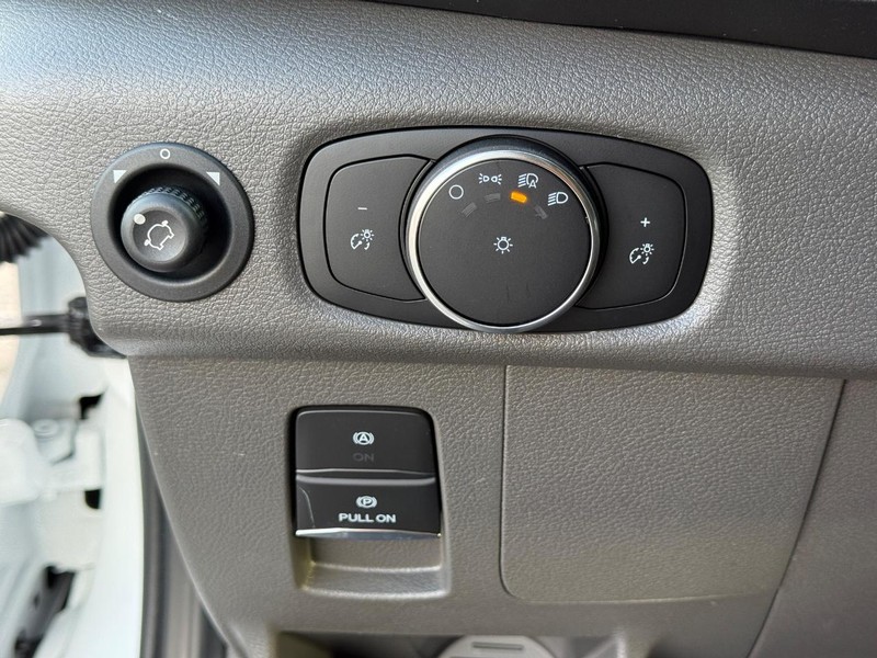 Ford Transit Cargo Van Vehicle Full-screen Gallery Image 15