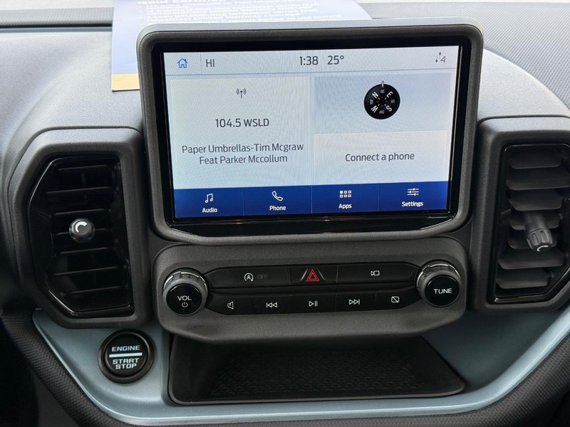 Ford Bronco Sport Vehicle Full-screen Gallery Image 11