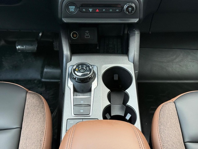 Ford Bronco Sport Vehicle Full-screen Gallery Image 8