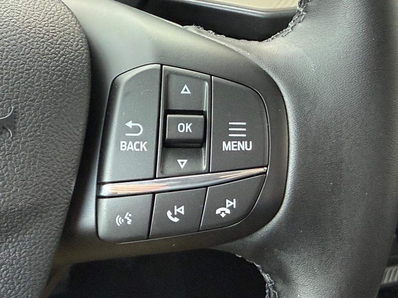 Ford Bronco Sport Vehicle Full-screen Gallery Image 12