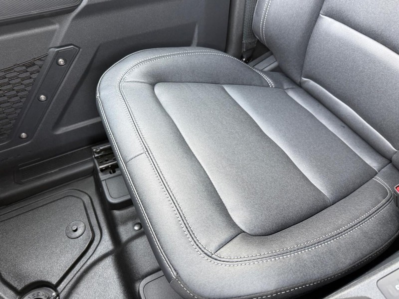 Ford Bronco Vehicle Full-screen Gallery Image 20