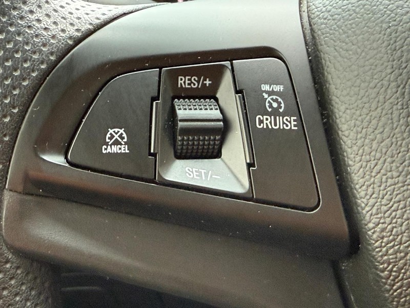 Chevrolet Trax Vehicle Full-screen Gallery Image 14