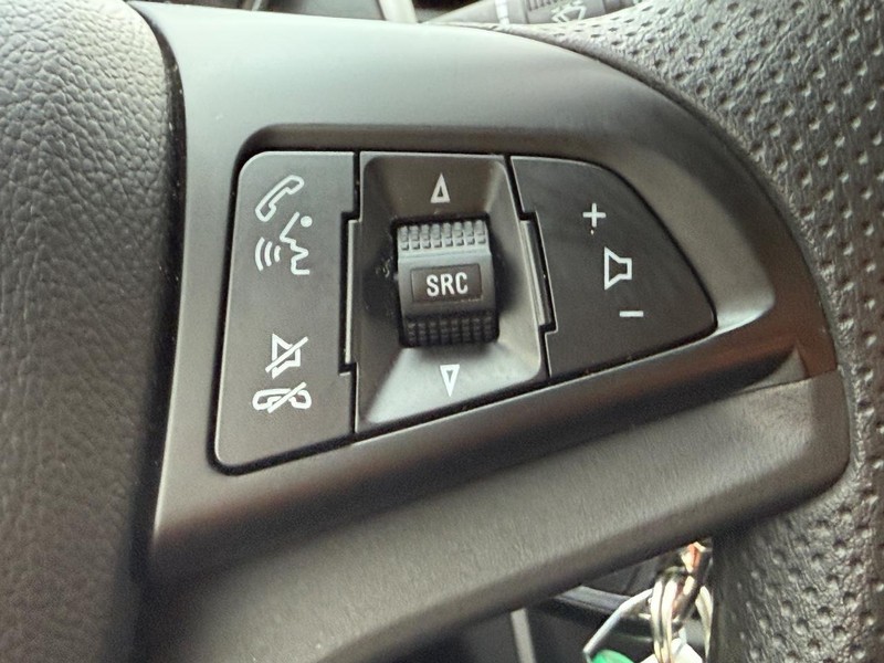 Chevrolet Trax Vehicle Full-screen Gallery Image 15