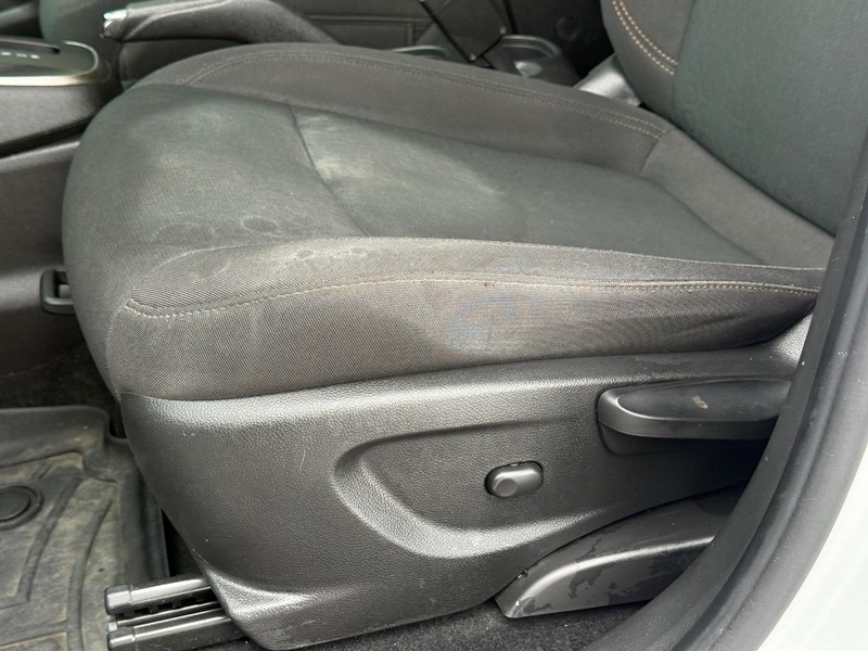 Chevrolet Trax Vehicle Full-screen Gallery Image 23