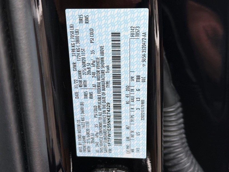 Ford F-150 Vehicle Full-screen Gallery Image 21